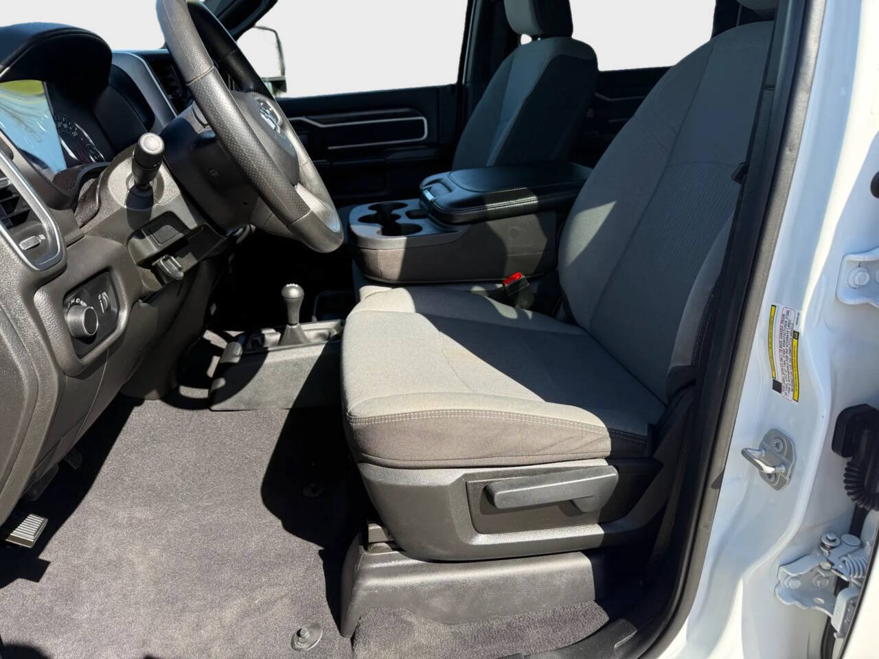 Used 2024 RAM 3500 SLT w/ Quick Order Package 2YG SLT AWD/4WD image 7