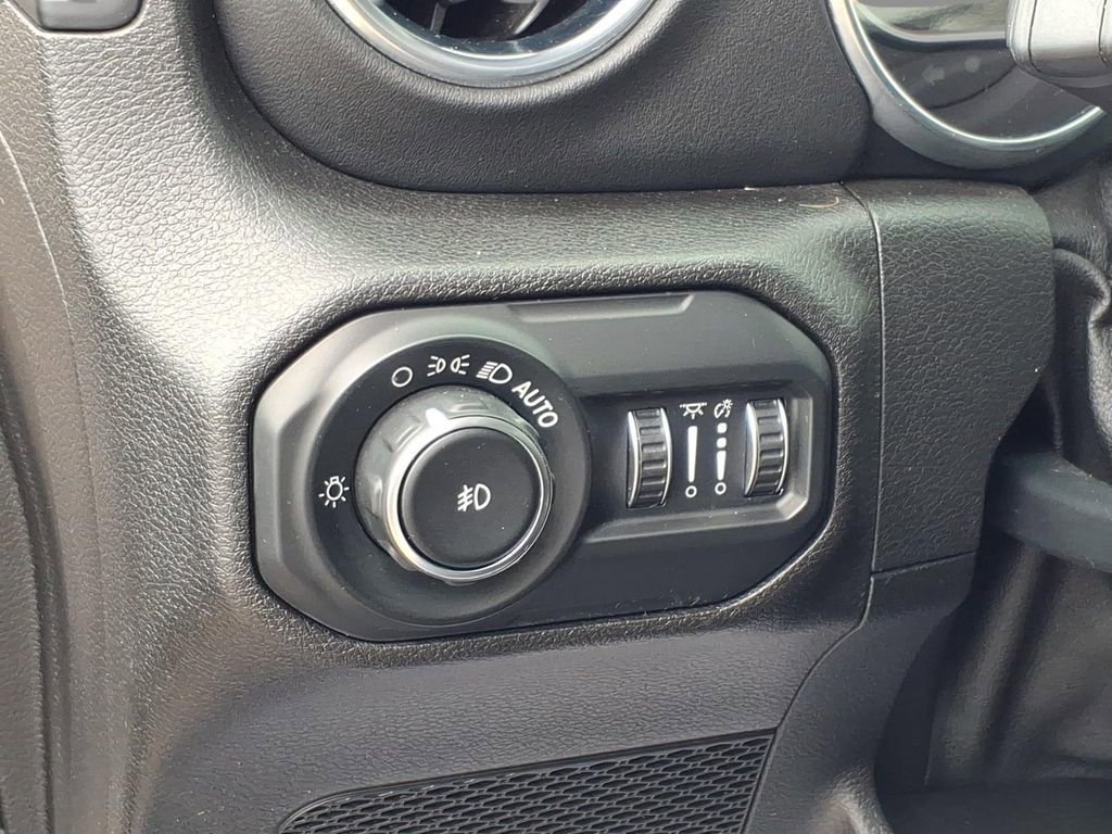 Used 2019 Jeep Wrangler Unlimited Moab w/ Quick Order Package 24M Moab image 19