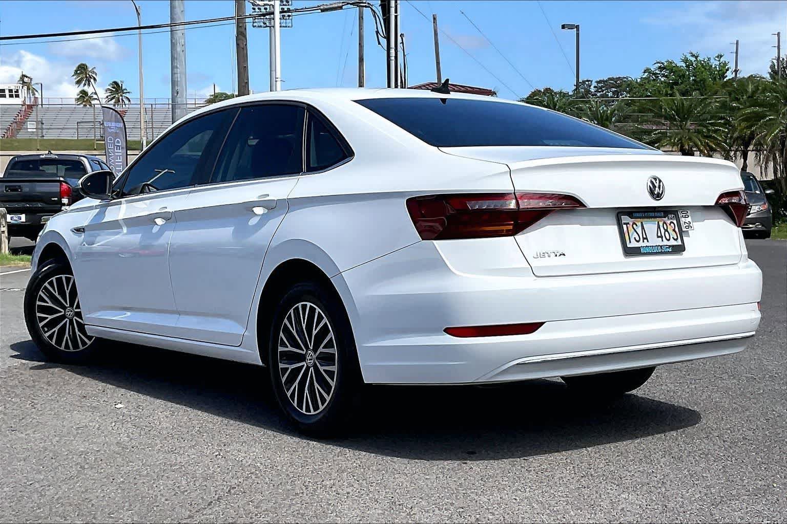Used 2019 Volkswagen Jetta SEL FWD image 4