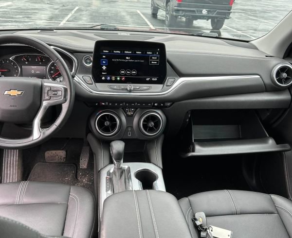 Used 2024 Chevrolet Blazer LT image 9