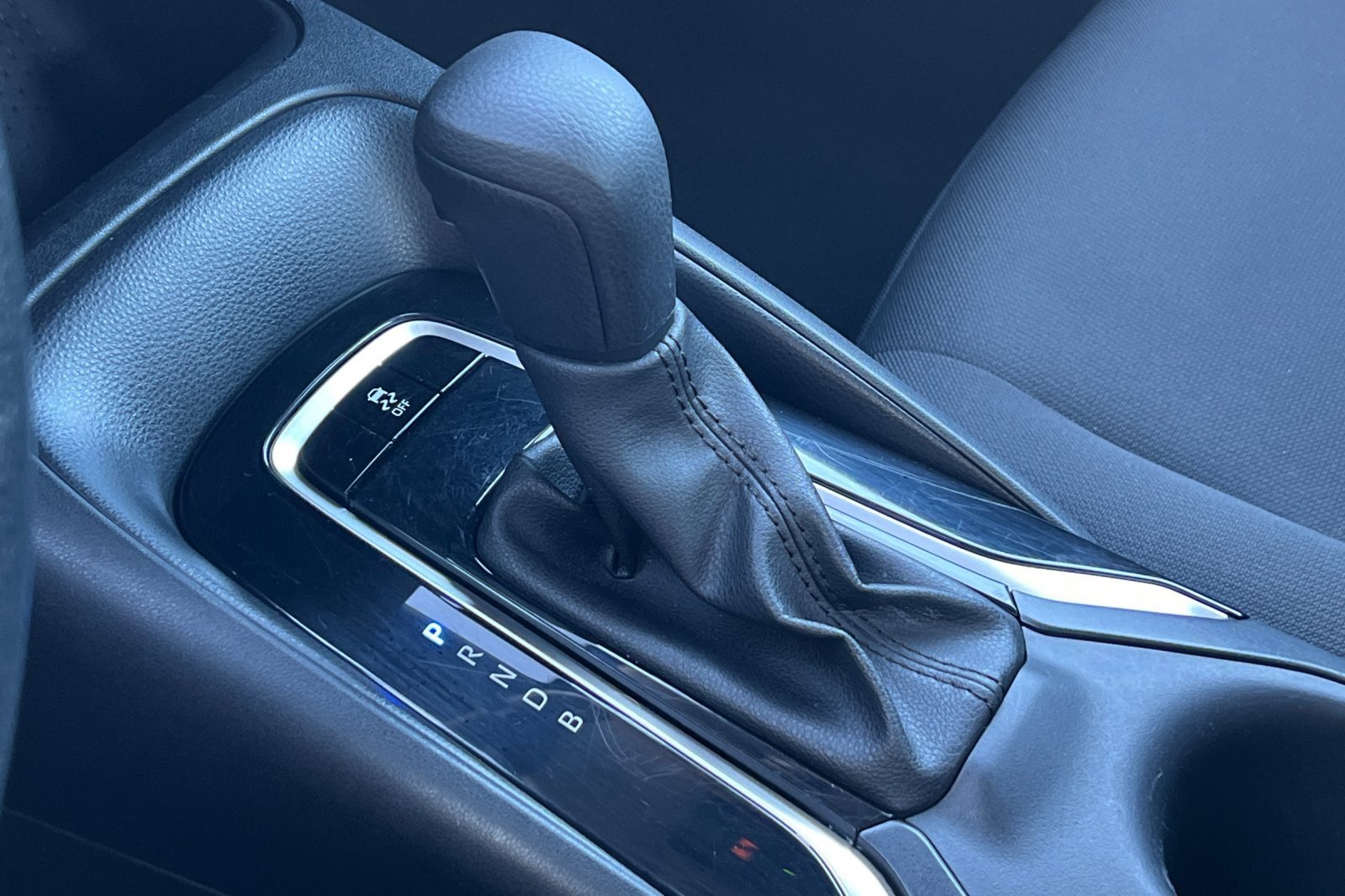 Used 2024 Toyota Corolla LE image 28