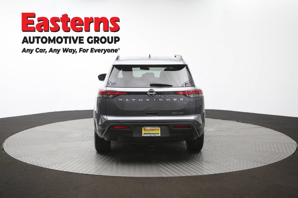 Used 2022 Nissan Pathfinder SV AWD/4WD image 40