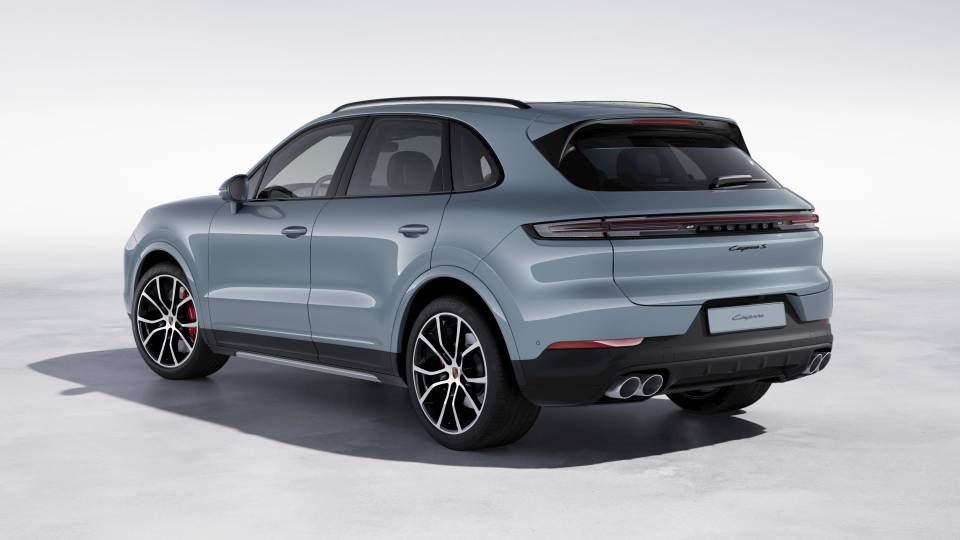New 2026 Porsche Cayenne S image 3