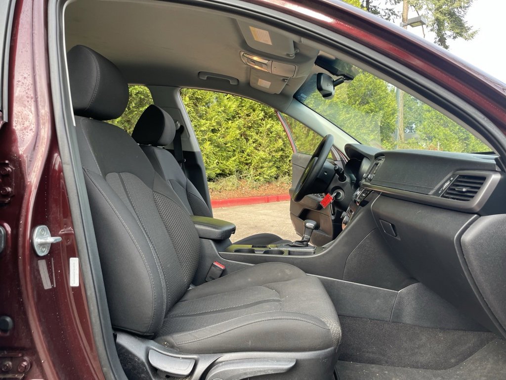 Used 2016 Kia Optima LX w/ LX Convenience Package image 18