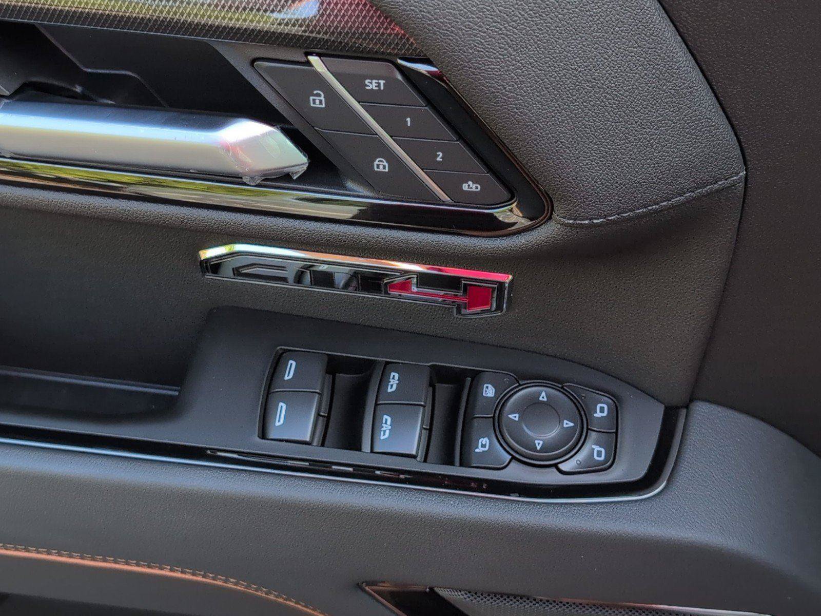 New 2026 GMC Sierra 1500 AT4 w/ AT4 Premium Package AWD/4WD image 18