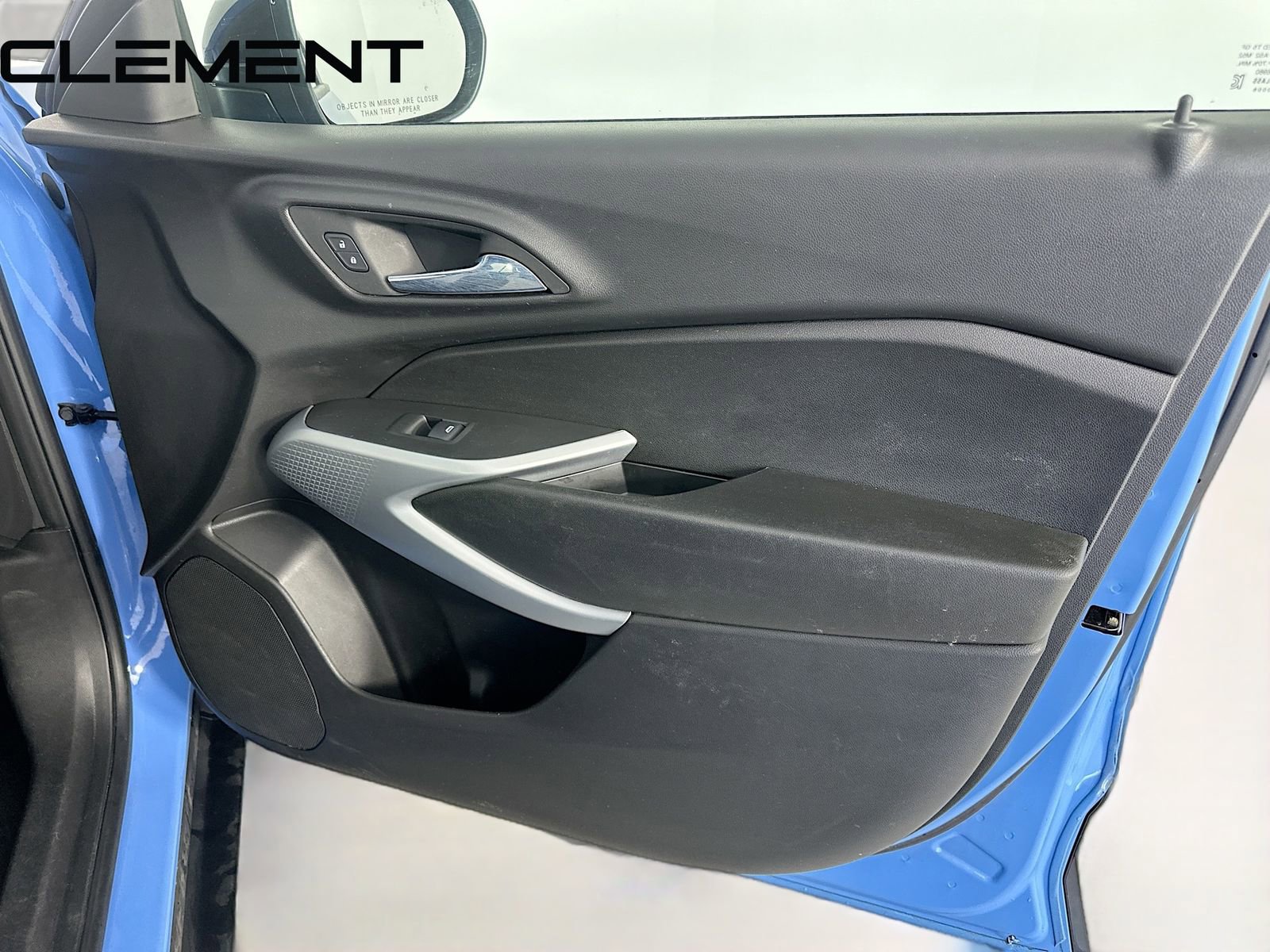 Used 2024 Chevrolet Trax RS image 34