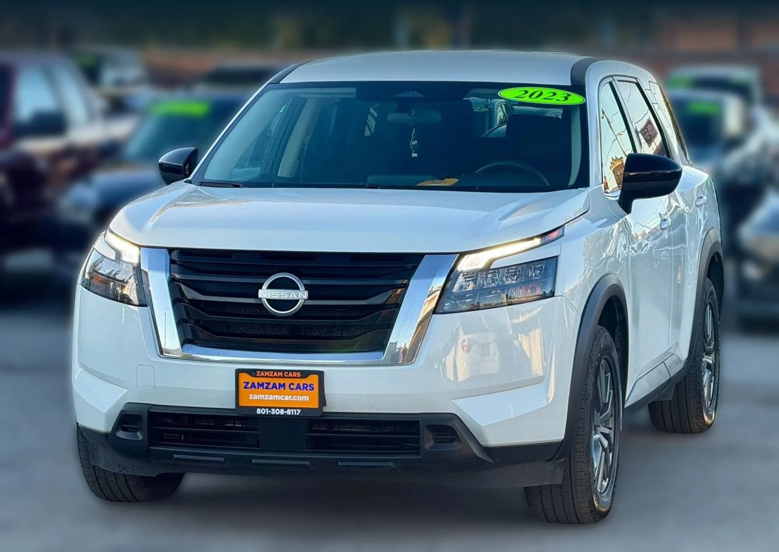 Used 2023 Nissan Pathfinder S AWD/4WD image 2