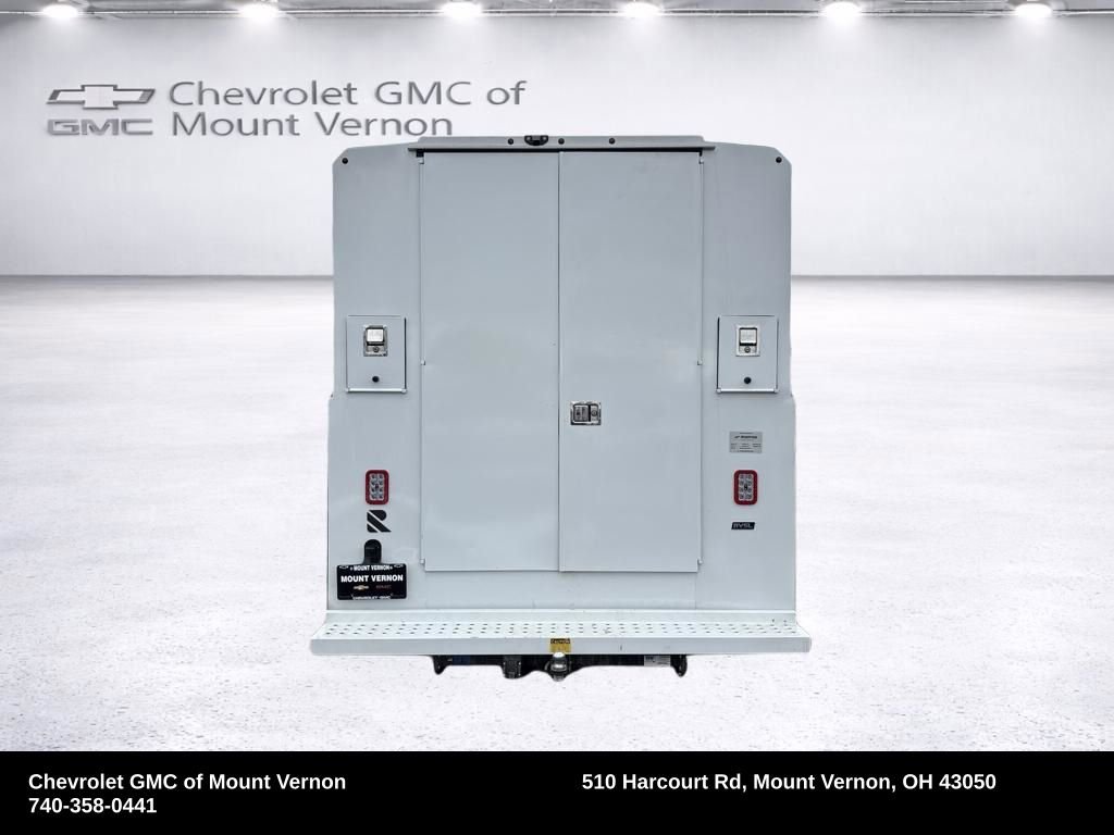 Used 2025 Chevrolet Express 3500 w/ Power Convenience Package image 4