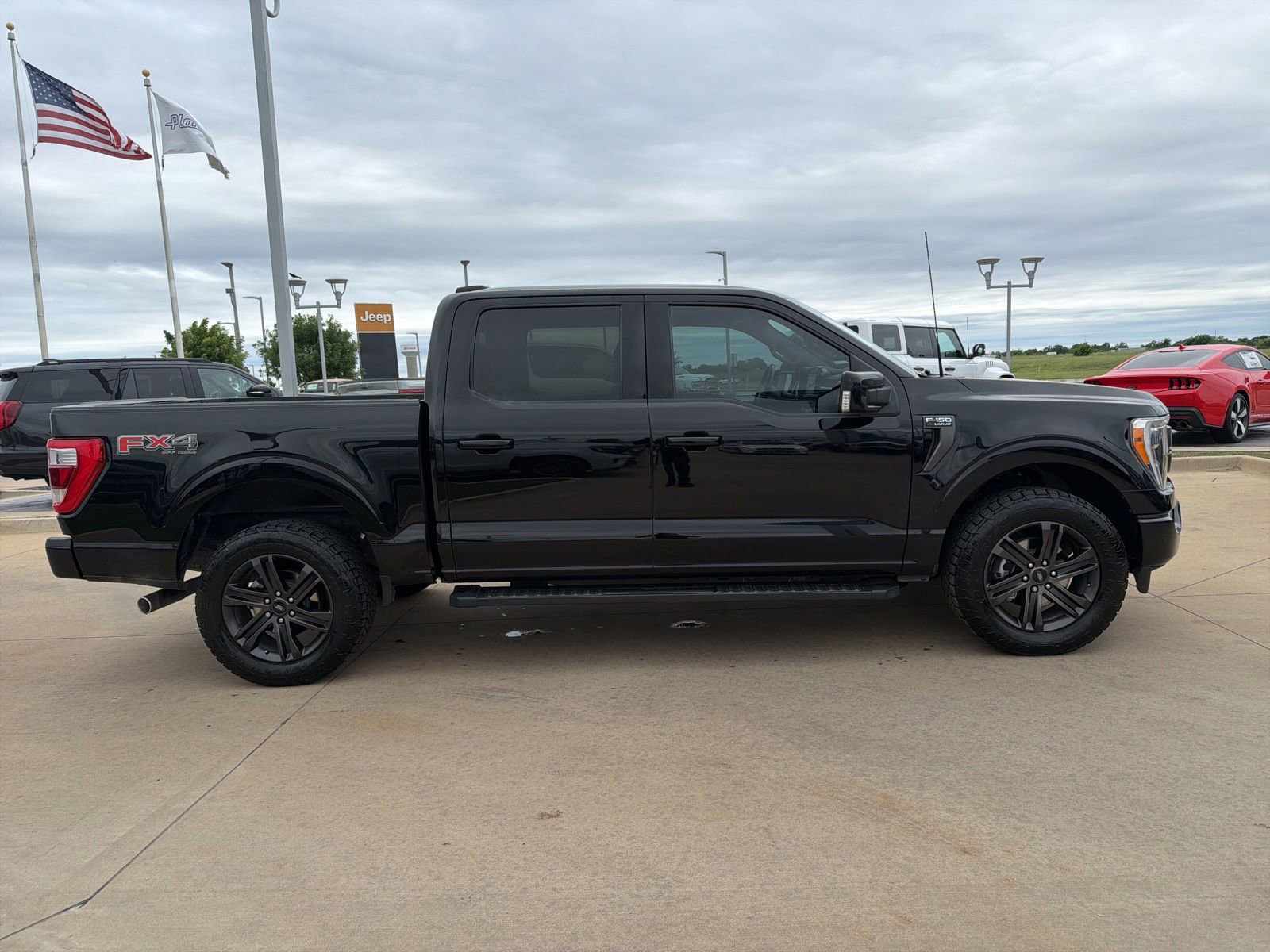 Used 2022 Ford F150 Lariat AWD/4WD image 7