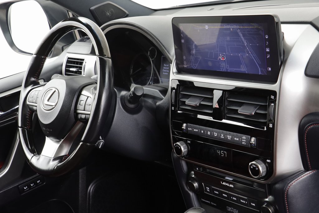 Used 2022 Lexus GX 460 Premium w/ Accessory Package image 24