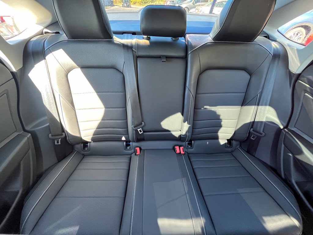 Certified 2024 Volkswagen Jetta SE w/ Panoramic Sunroof Package FWD image 27