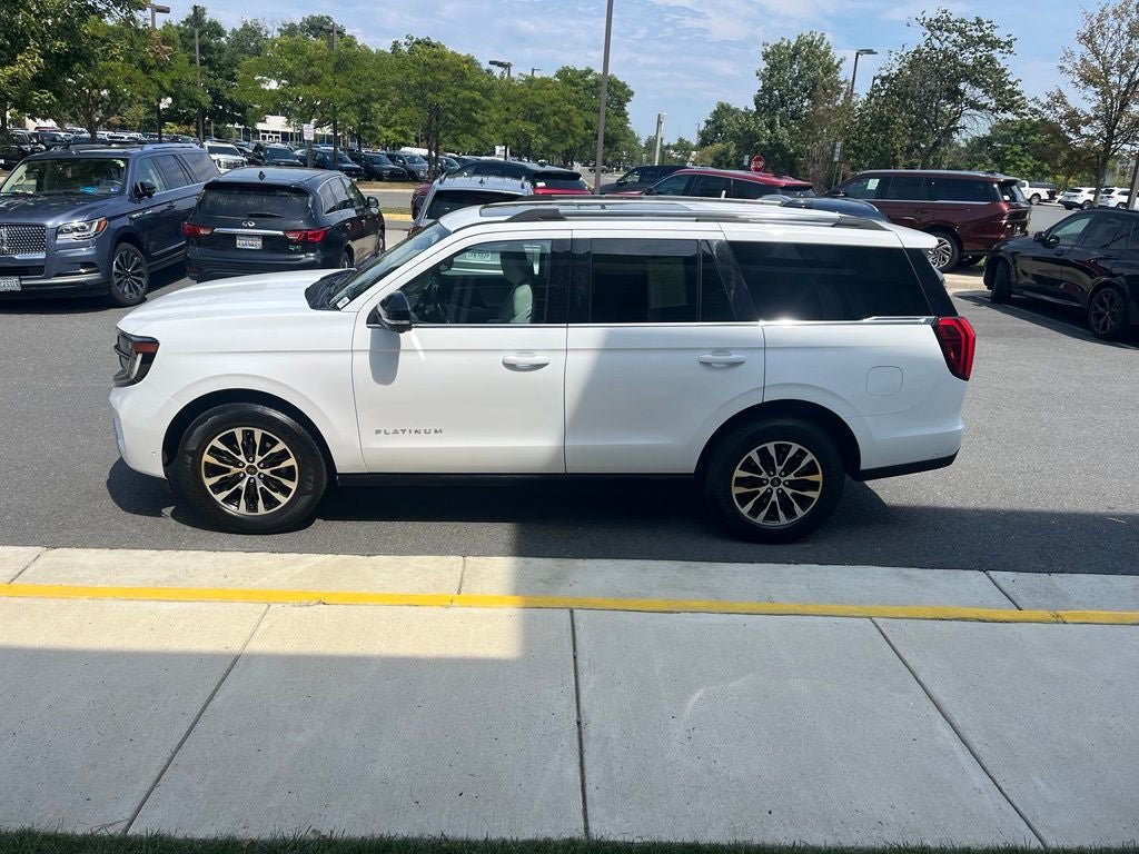Certified 2025 Ford Expedition Platinum AWD/4WD image 6