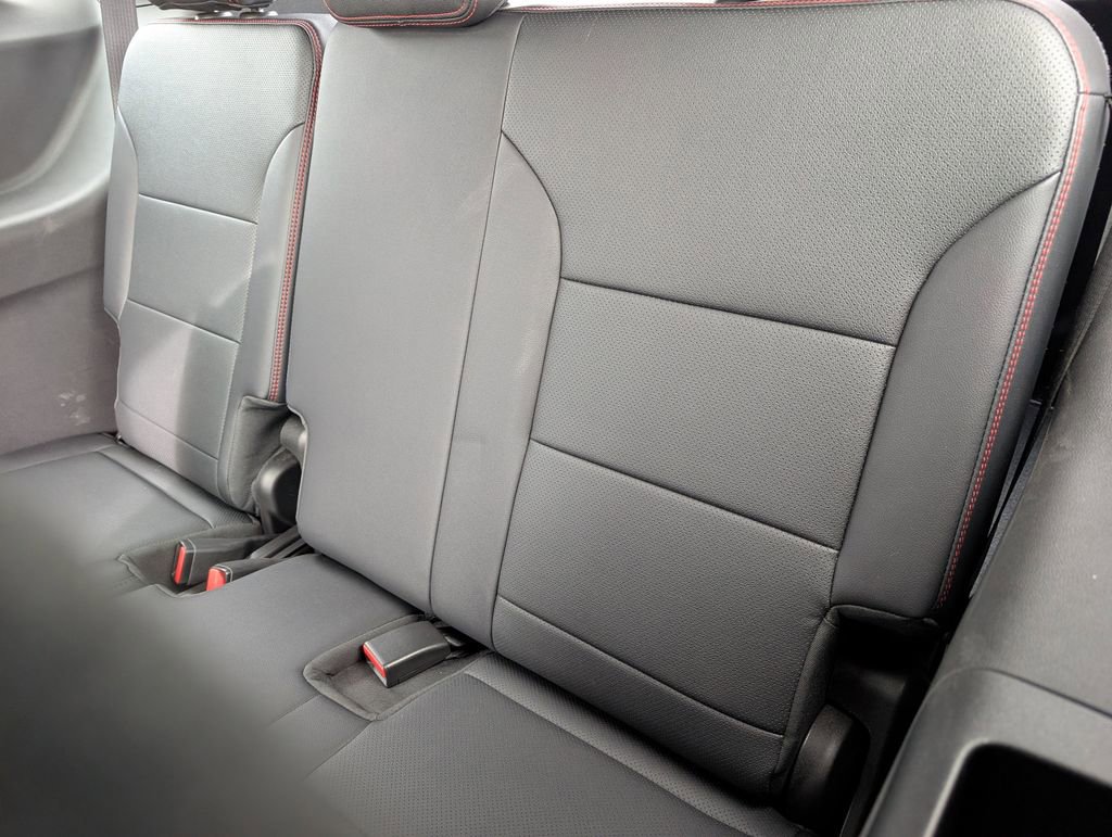 Used 2025 Chevrolet Traverse RS w/ LPO, Floor Liner Package image 17