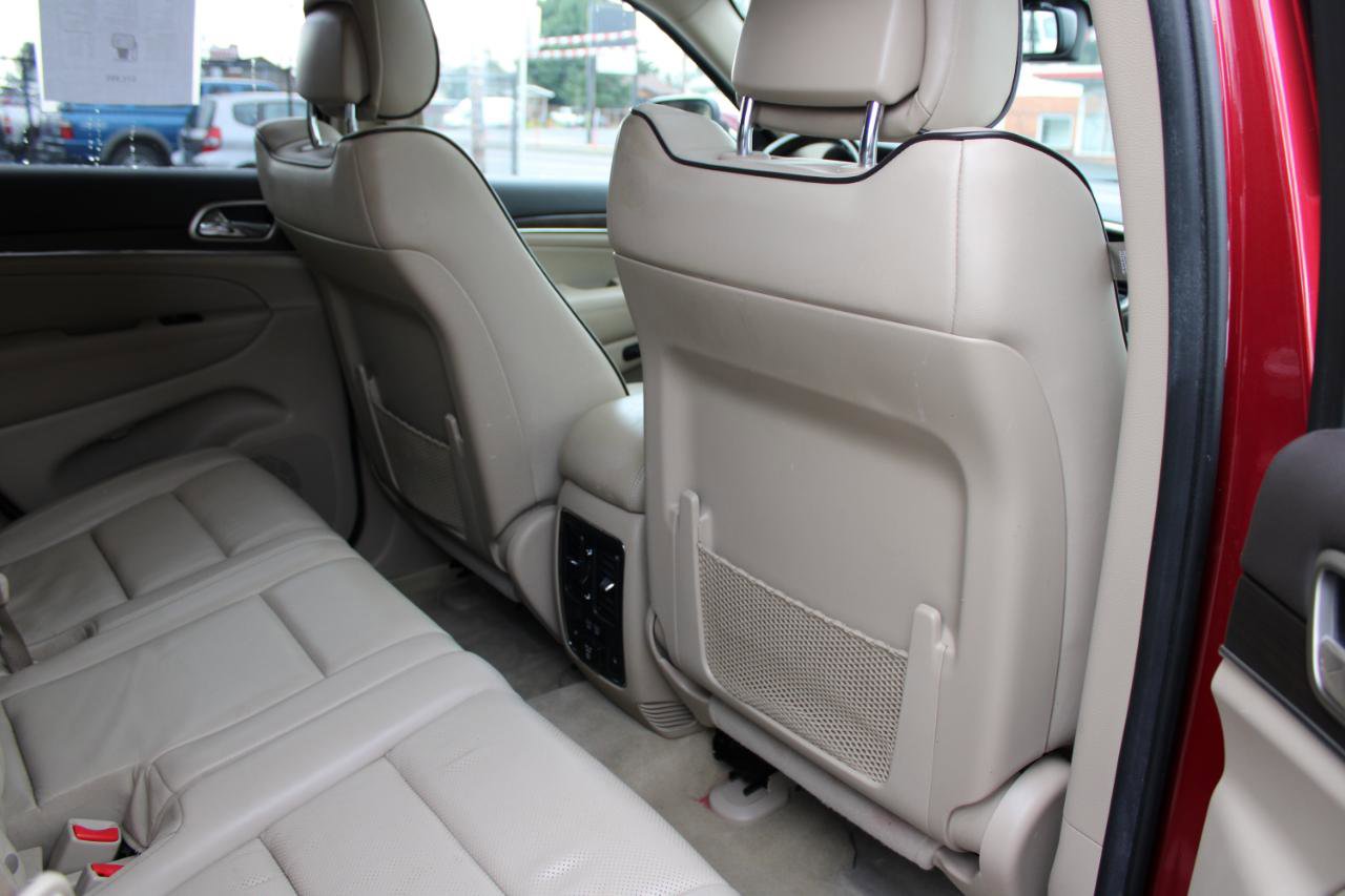 Used 2014 Jeep Grand Cherokee Overland image 15