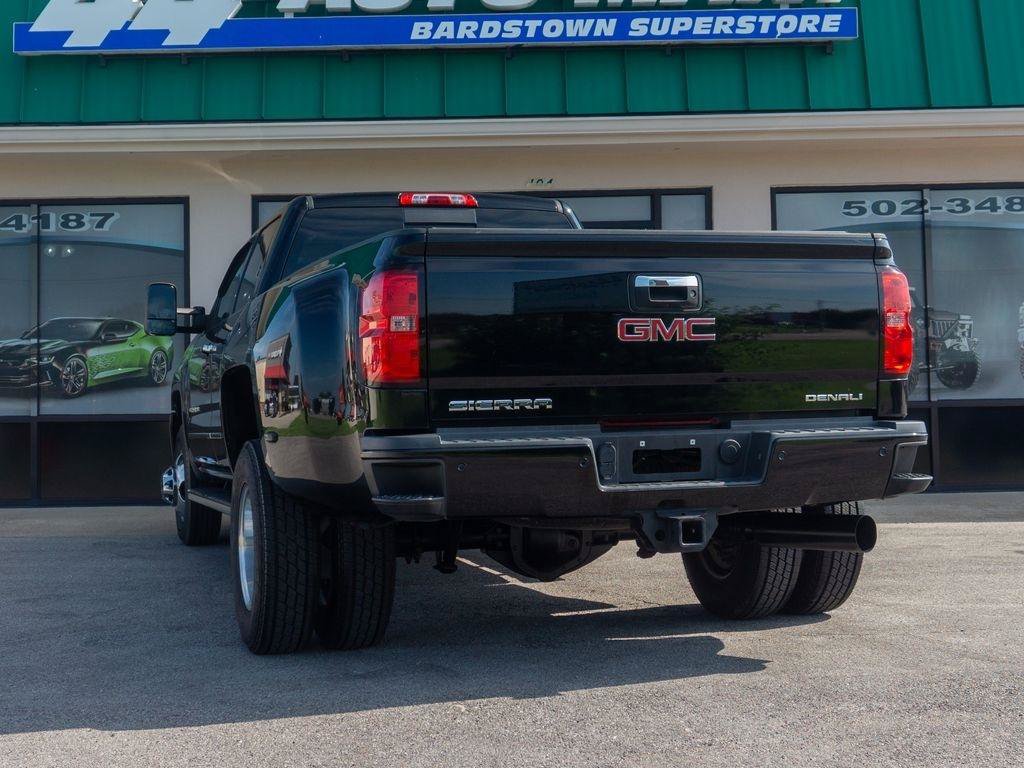 Used 2015 GMC Sierra 3500 Denali AWD/4WD image 4