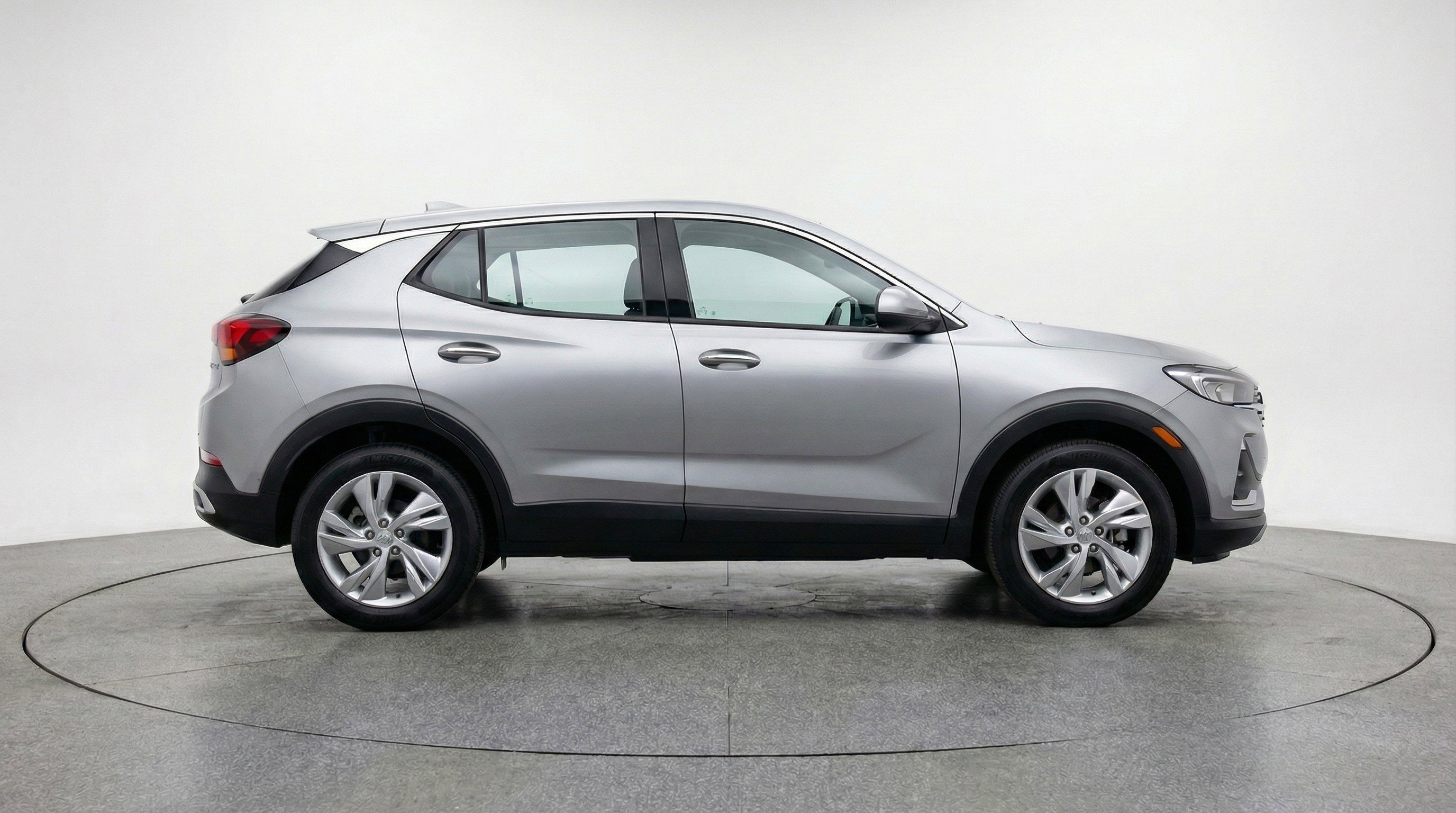 Used 2025 Buick Encore GX Preferred FWD image 11