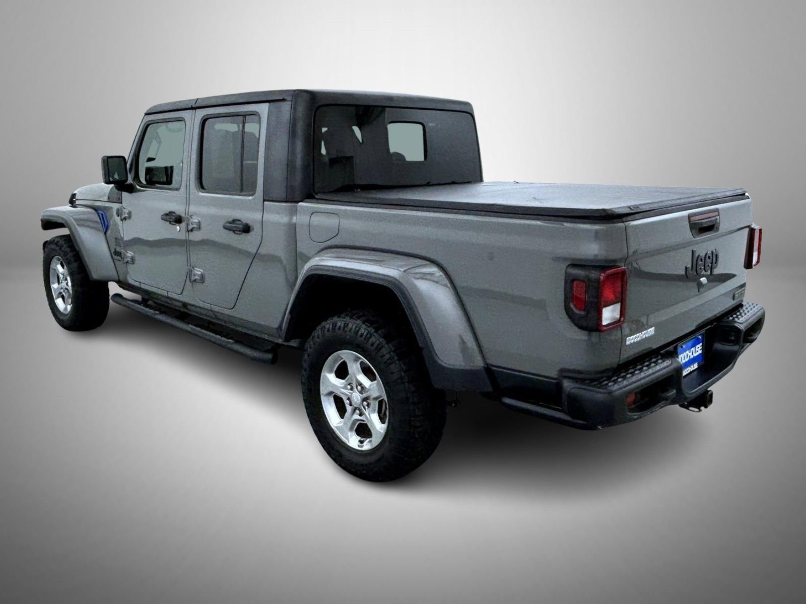 Used 2021 Jeep Gladiator Sport image 7