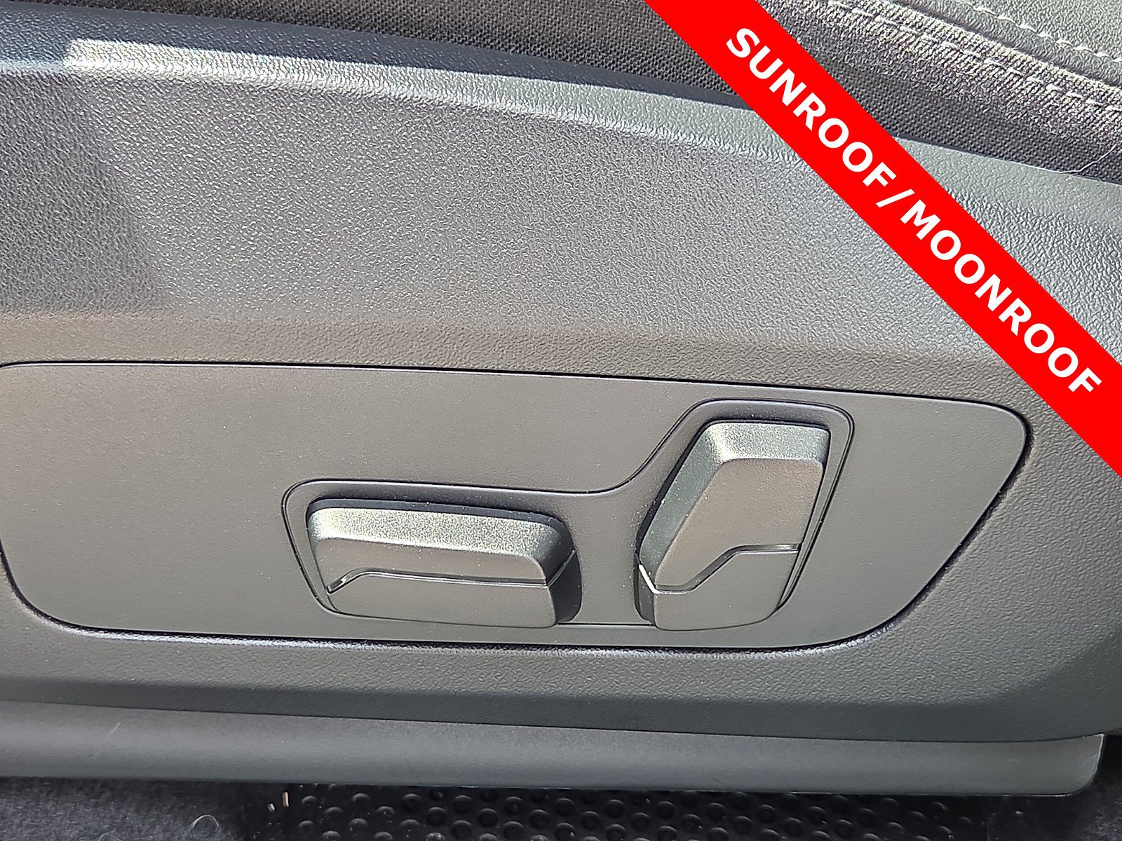 Used 2025 BMW X2 M35i AWD/4WD image 14