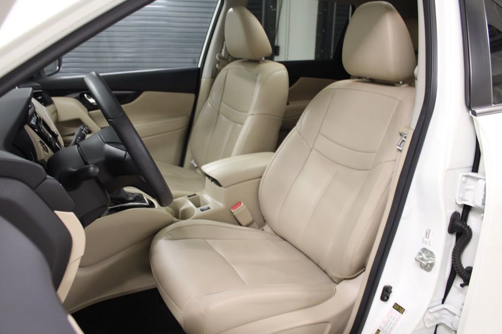 Used 2020 Nissan Rogue SL w/ Premium Package image 5