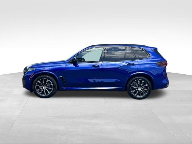 Used 2026 BMW X5 M60i AWD/4WD image 2