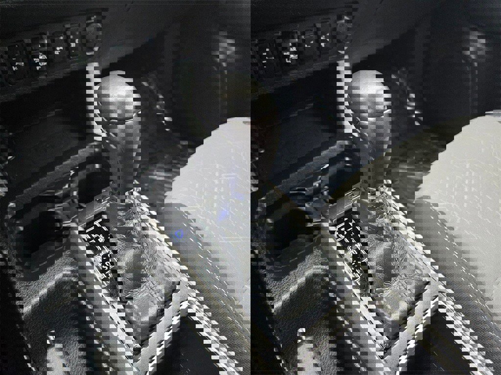 Used 2021 Toyota Tacoma TRD Off-Road w/ Technology Package image 20