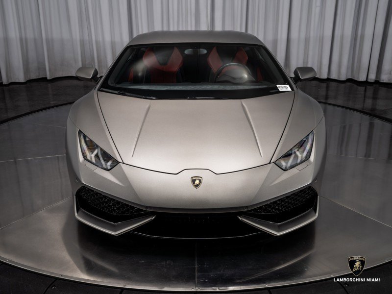 Used 2017 Lamborghini Huracan LP 610-4 image 3