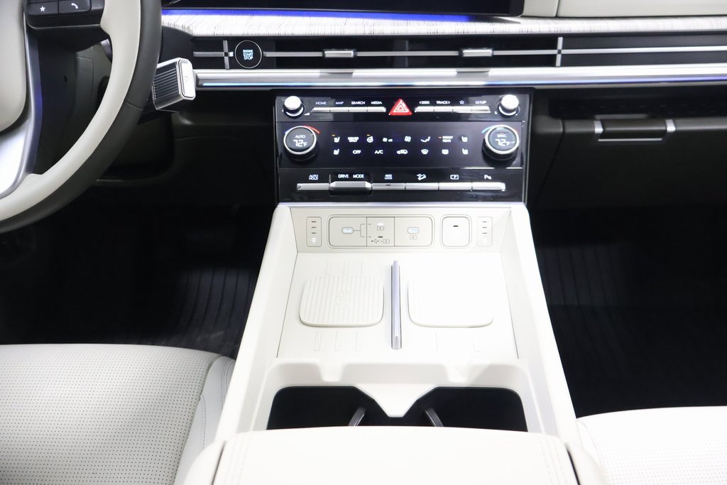 Used 2024 Hyundai Santa Fe Calligraphy image 20