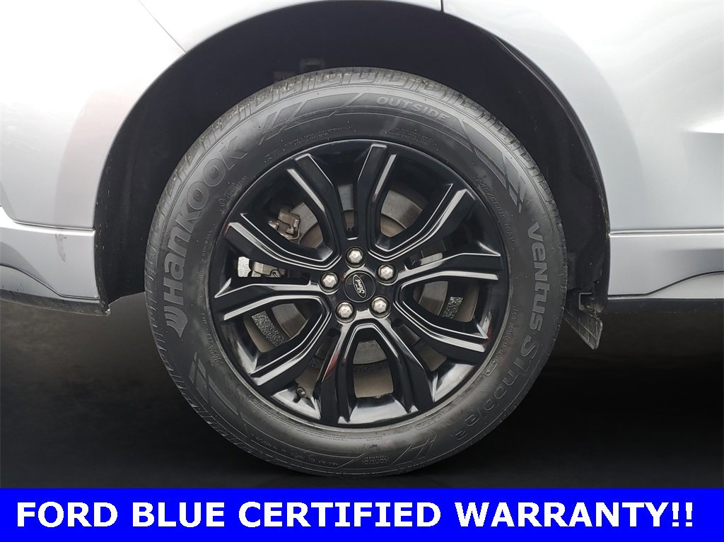 Certified 2022 Ford Edge SE w/ Black Appearance Package image 5