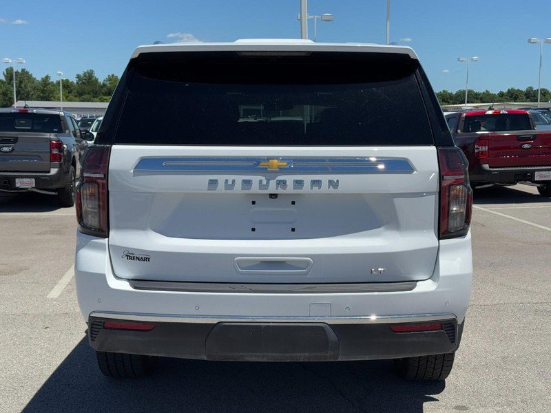 Used 2024 Chevrolet Suburban LT w/ LT Signature Package AWD/4WD image 4