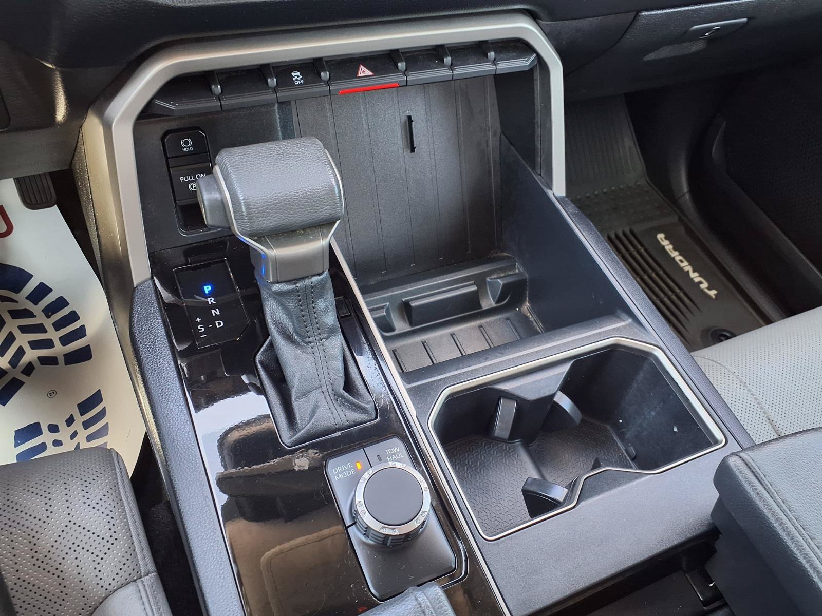 Used 2022 Toyota Tundra SR5 w/ SR5 Premium Package RWD image 26