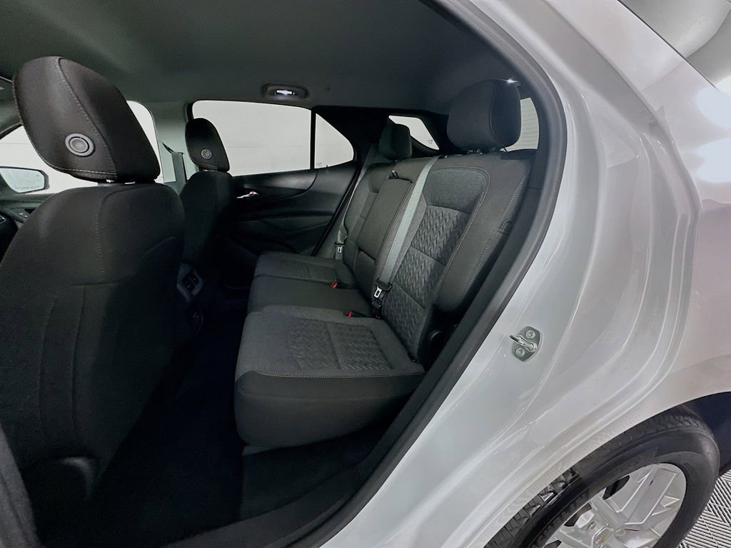 Used 2024 Chevrolet Equinox LT image 31