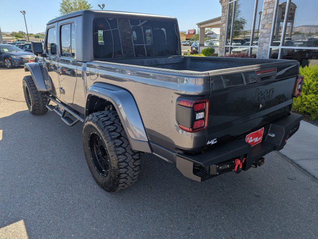 Used 2021 Jeep Gladiator Willys AWD/4WD image 3