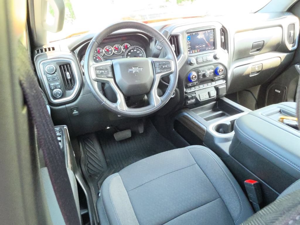 Used 2021 Chevrolet Silverado 1500 LT Trail Boss w/ Convenience Package II AWD/4WD image 5