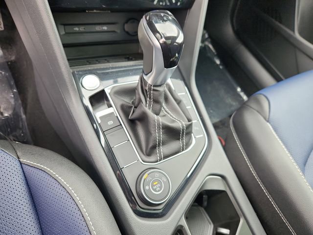 New 2026 Volkswagen Taos SEL image 13