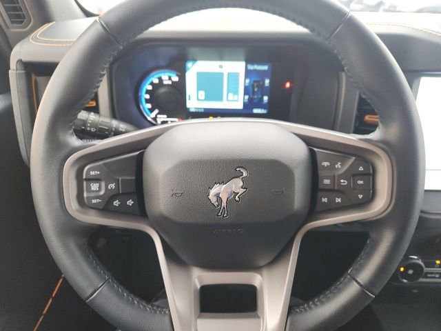 Used 2024 Ford Bronco Badlands image 34