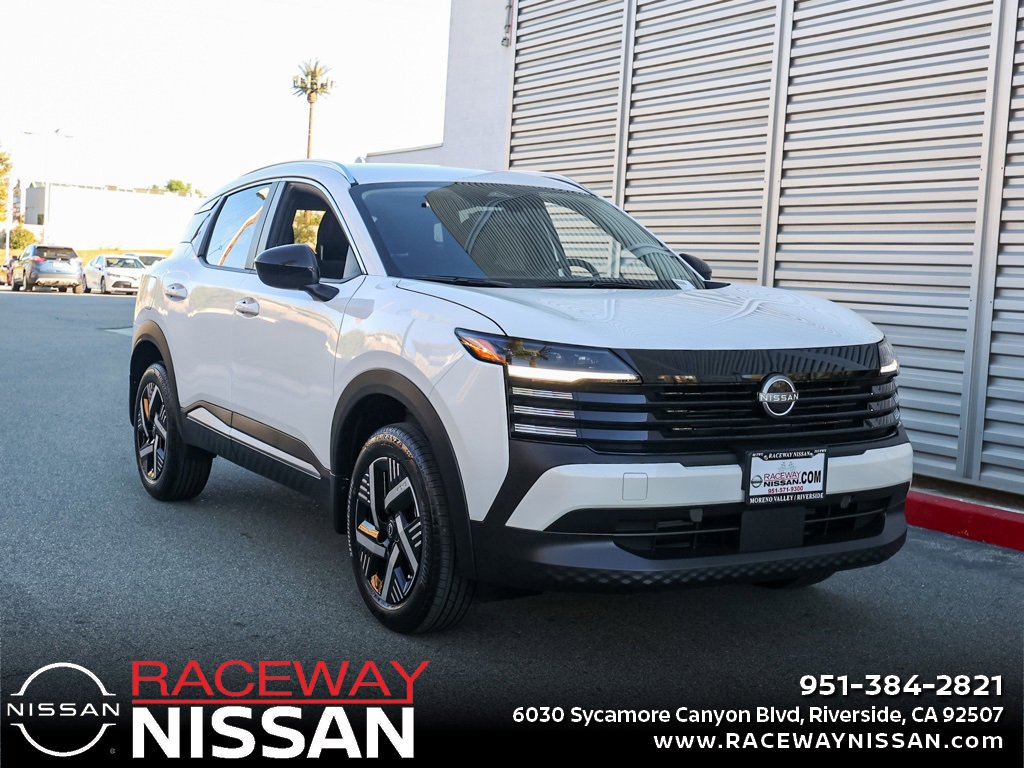 New 2026 Nissan Kicks SV