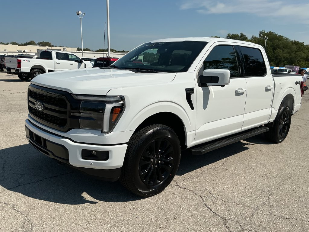 New 2026 Ford F150 Lariat w/ Equipment Group 501A Mid
