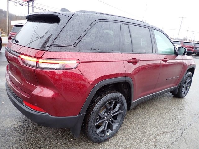 New 2025 Jeep Grand Cherokee Limited w/ MOPAR Finishing Package image 7