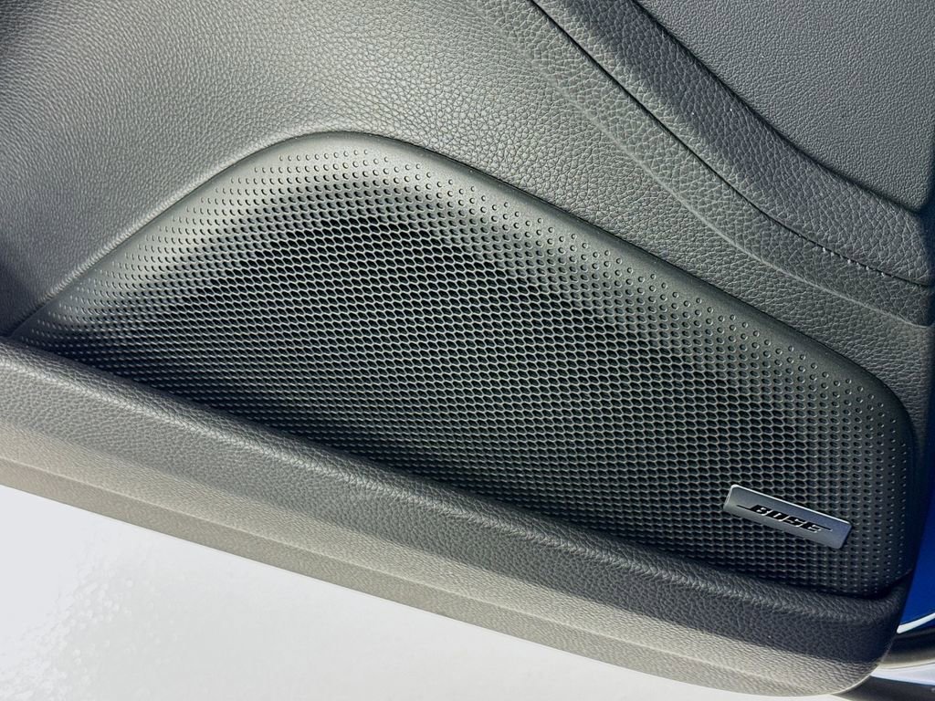 Certified 2025 Porsche Panamera image 12