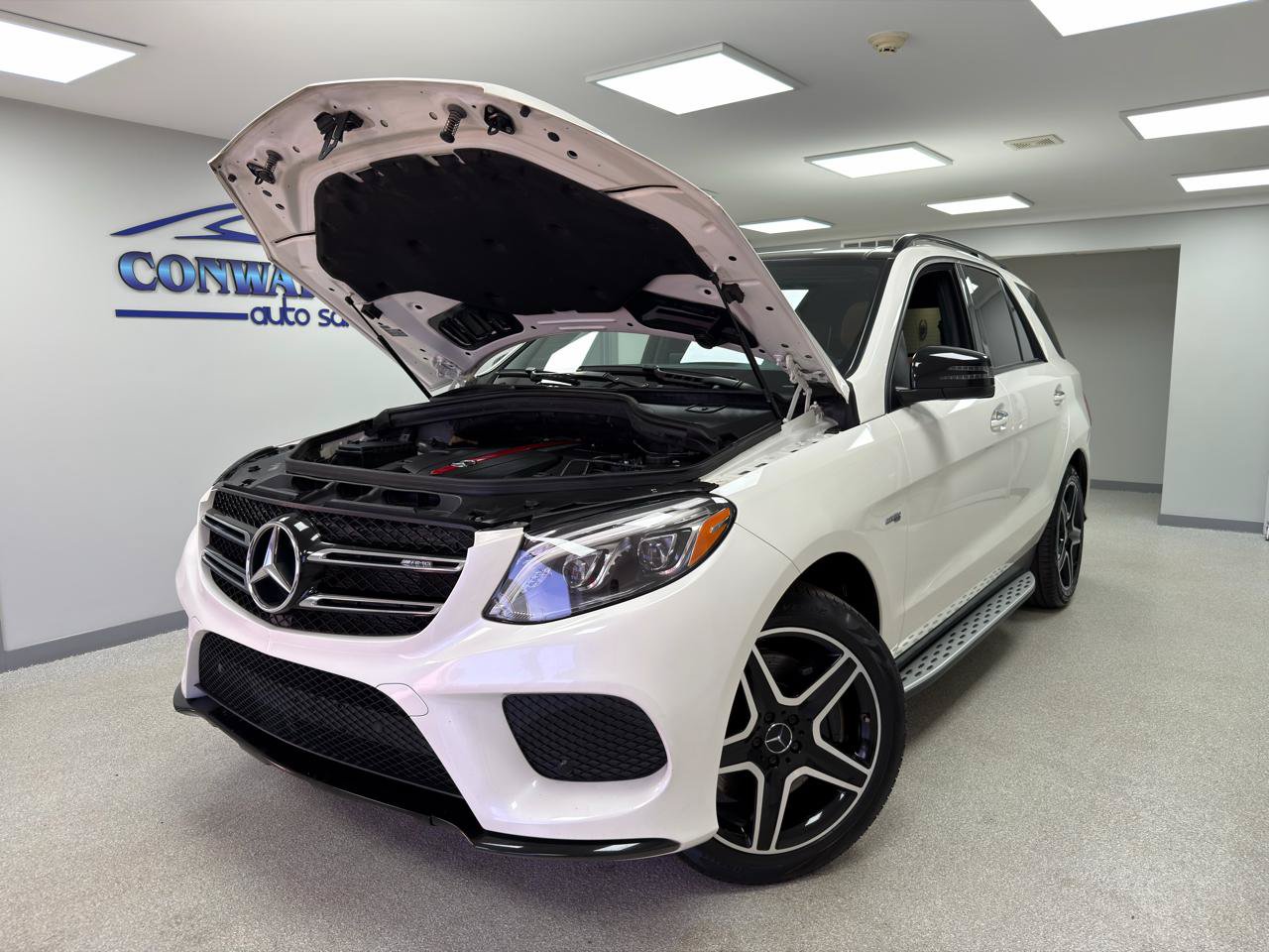 Used 2017 Mercedes-Benz GLE 43 AMG 4MATIC image 34