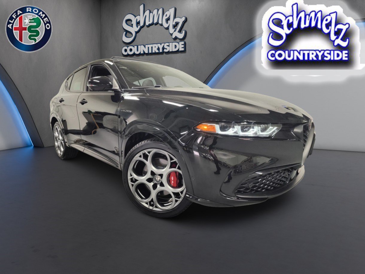 Used 2025 Alfa Romeo Tonale w/ Premium Package