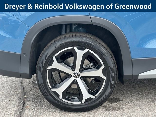 New 2026 Volkswagen Tiguan SE image 9