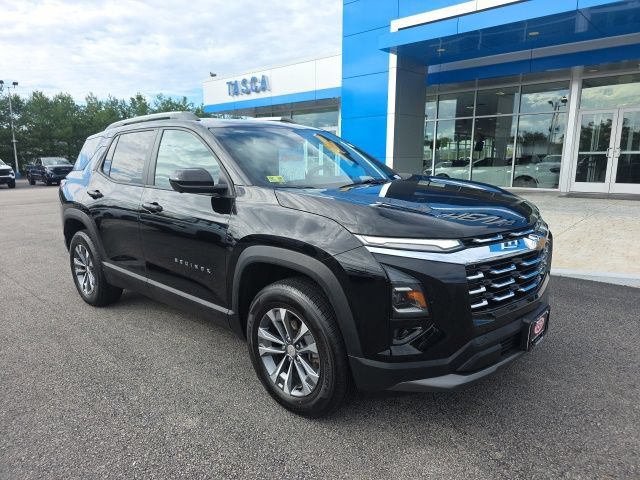 Used 2025 Chevrolet Equinox LT w/ Convenience Package II AWD/4WD image 1