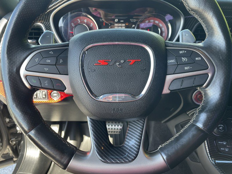 Used 2016 Dodge Challenger SRT Hellcat RWD image 15