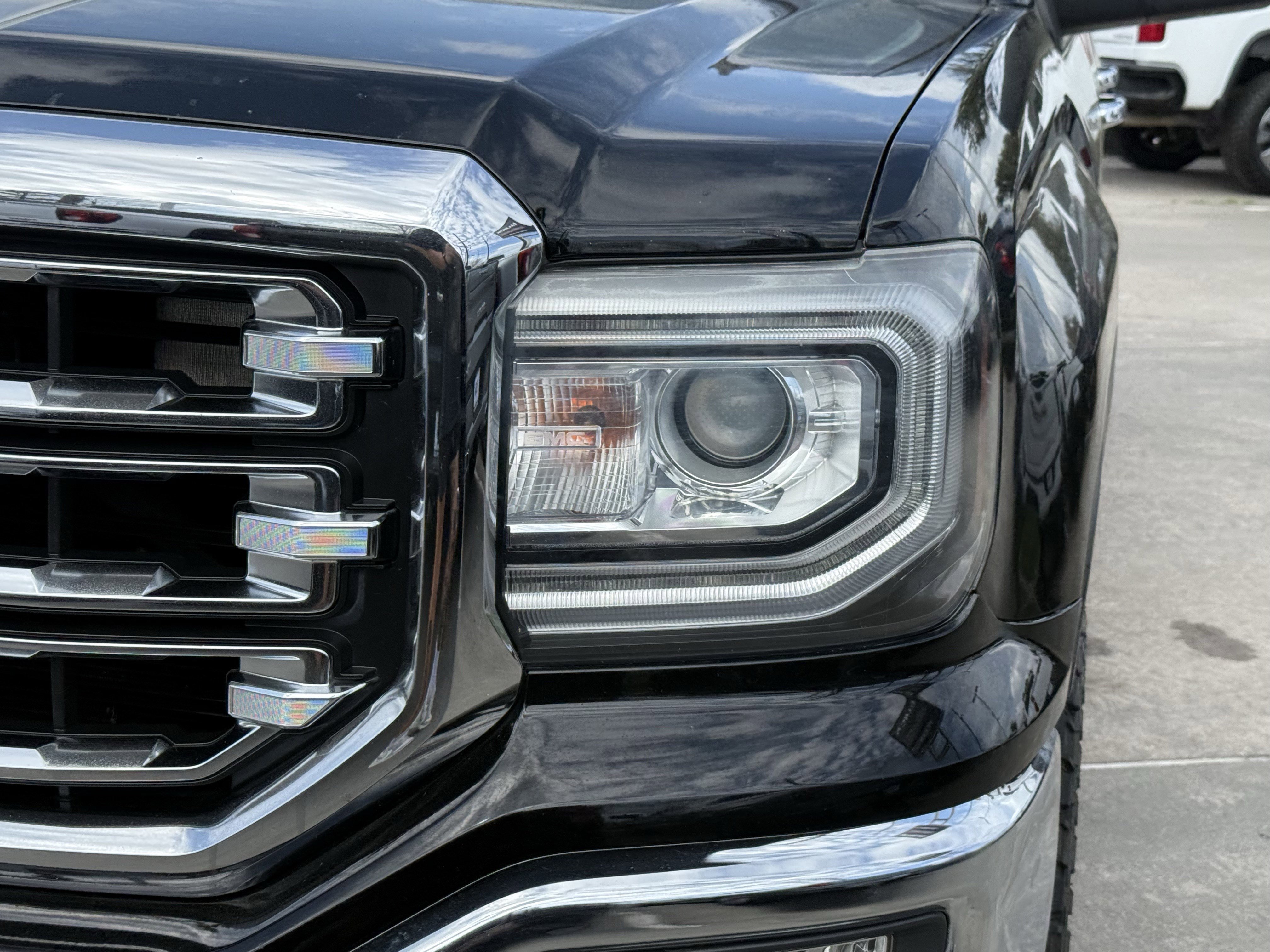 Used 2018 GMC Sierra 1500 SLT w/ Texas SLT Premium Package image 11