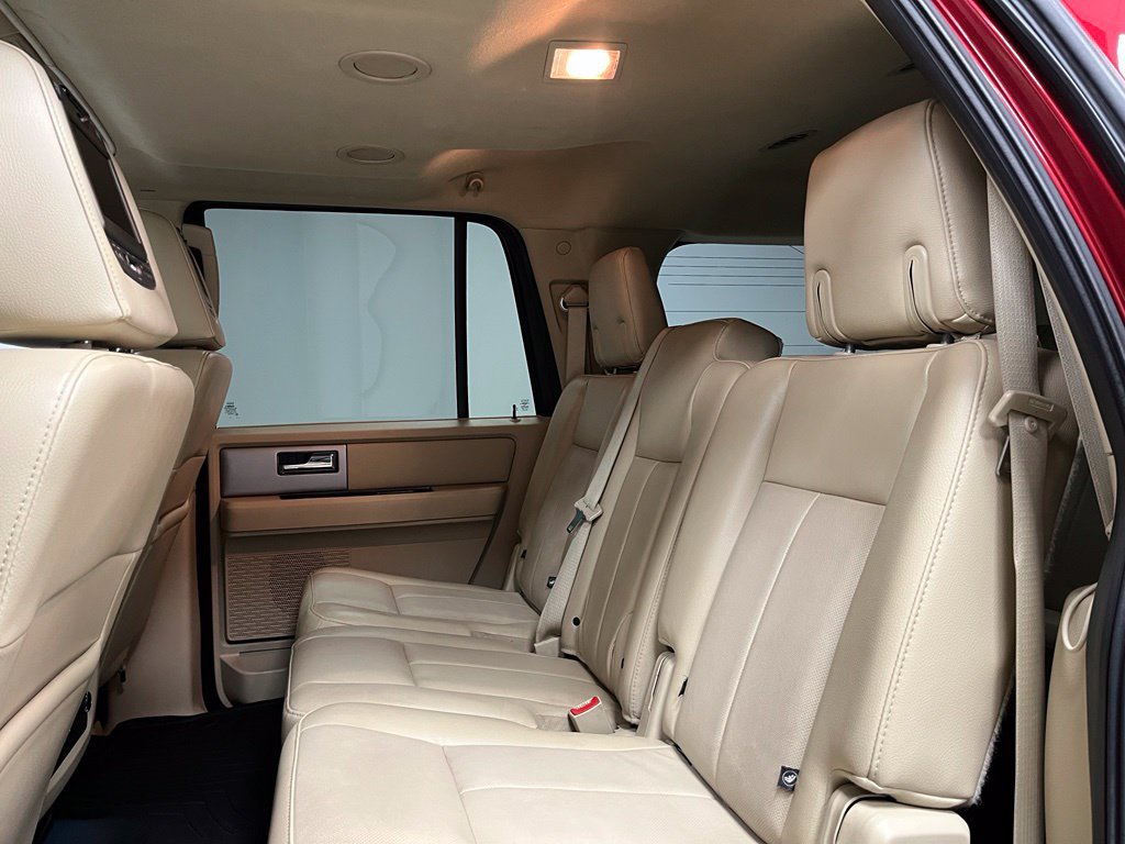 Used 2016 Ford Expedition EL Limited w/ Equipment Group 301A AWD/4WD image 48