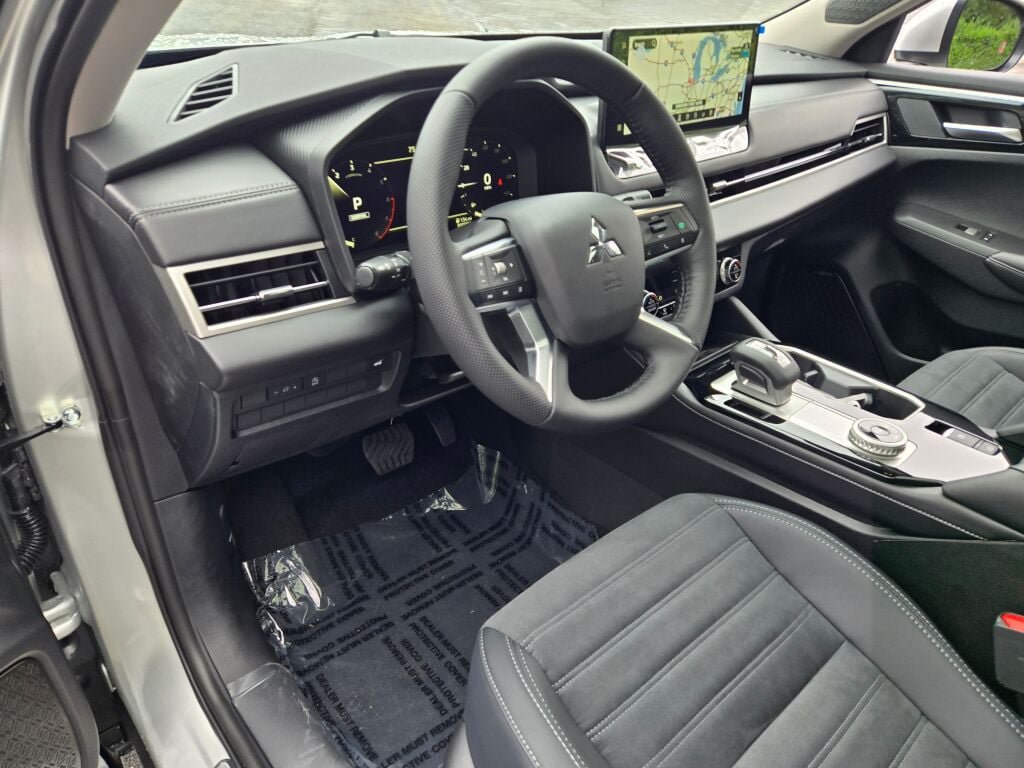 New 2026 Mitsubishi Outlander SE AWD/4WD image 19