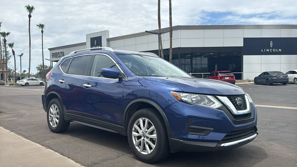 Used 2020 Nissan Rogue SV AWD/4WD image 2
