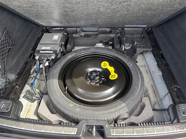 Used 2022 Volvo XC60 B5 Momentum w/ Advanced Package image 32