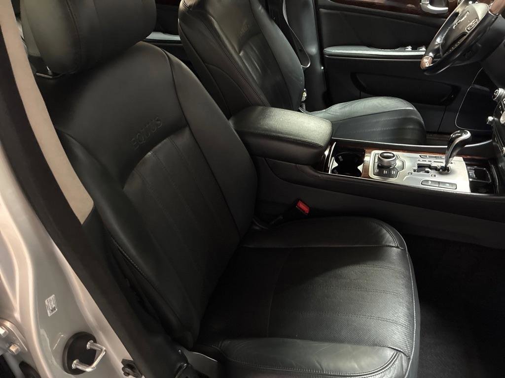 Used 2012 Hyundai Equus Signature image 29